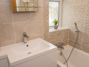 Cottage | Kamar mandi | Shower