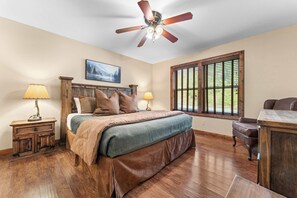 7 Schlafzimmer, Bügeleisen/Bügelbrett, Reisekinderbett, WLAN