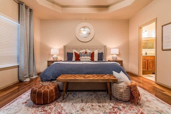 6 bedrooms, iron/ironing board, travel crib, WiFi
