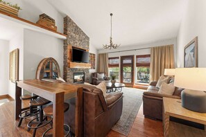 TV, fireplace, video games, DVD player