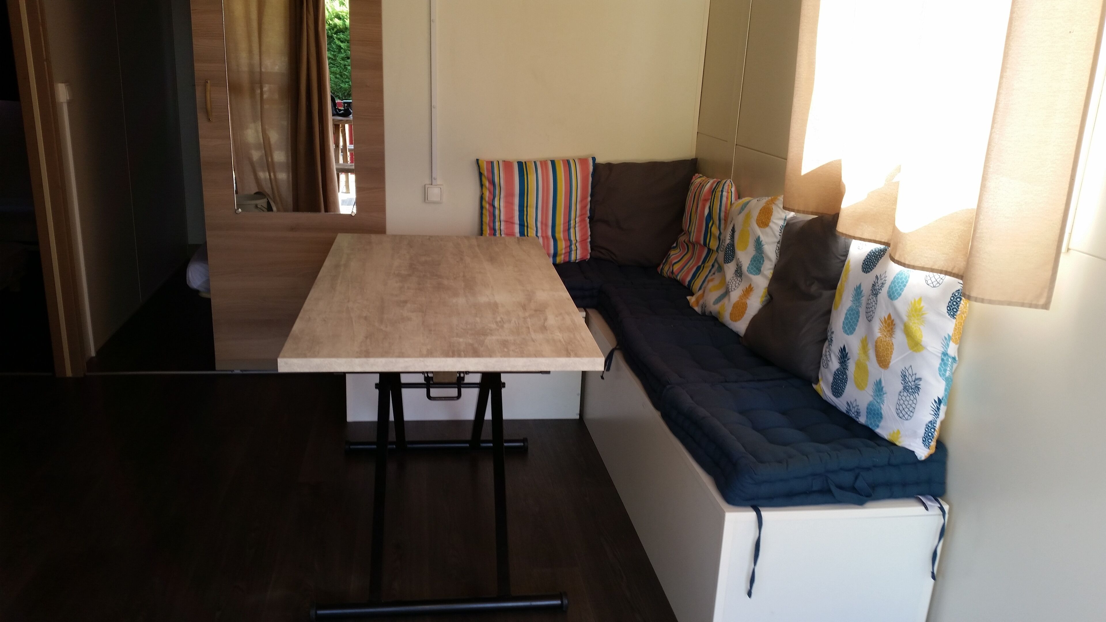 Private chalet with free parking