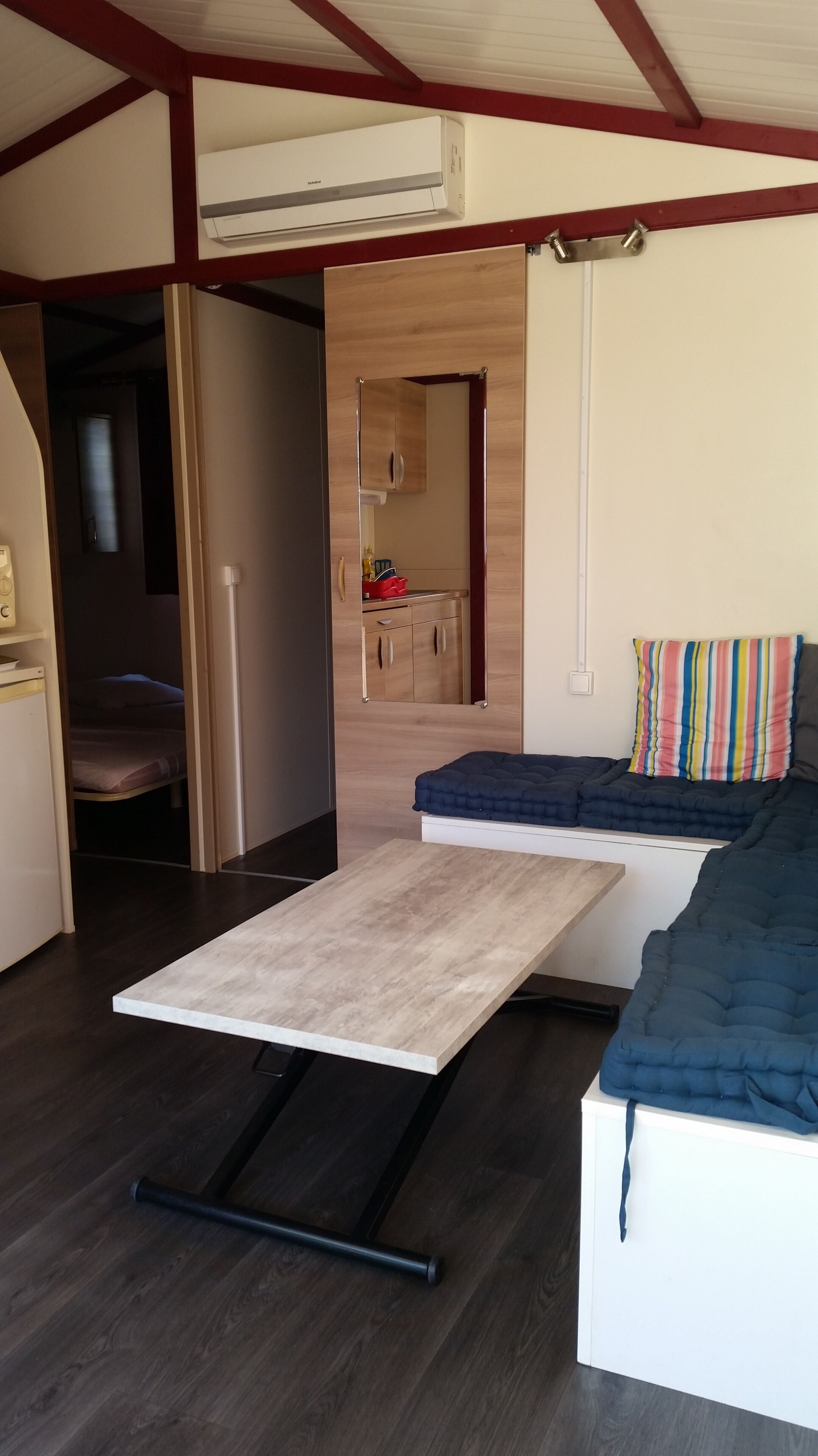 Private chalet with free parking