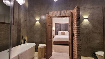 Superior suite | 1 slaapkamer, luxe beddengoed, donsdekens
