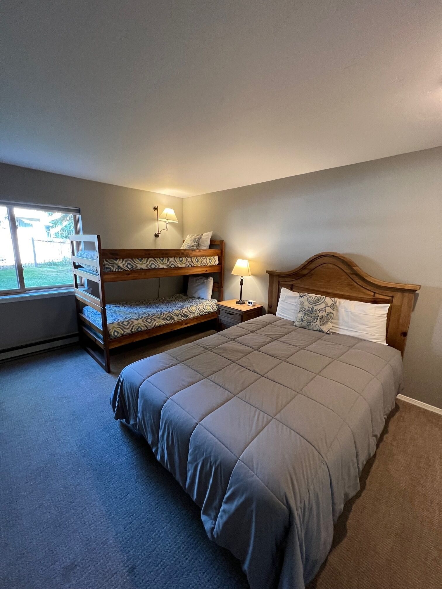 Beaver Creek Ski Condo / Infinity Game Table