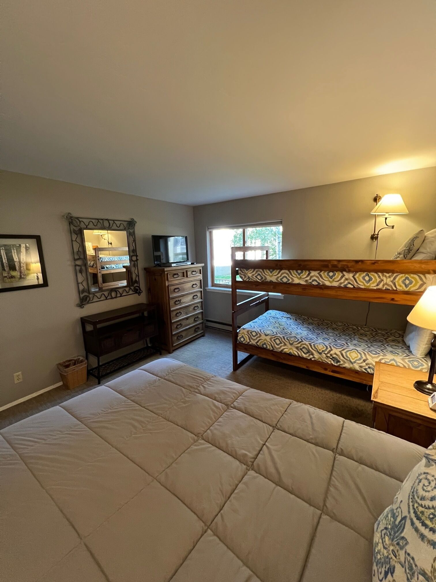 Beaver Creek Ski Condo / Infinity Game Table