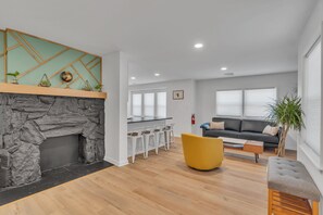 Interior - Spacious 3-Bedroom Bungalow in Bradley Beach (Bradley Beach)