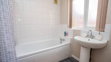 Luxury House | Bathroom