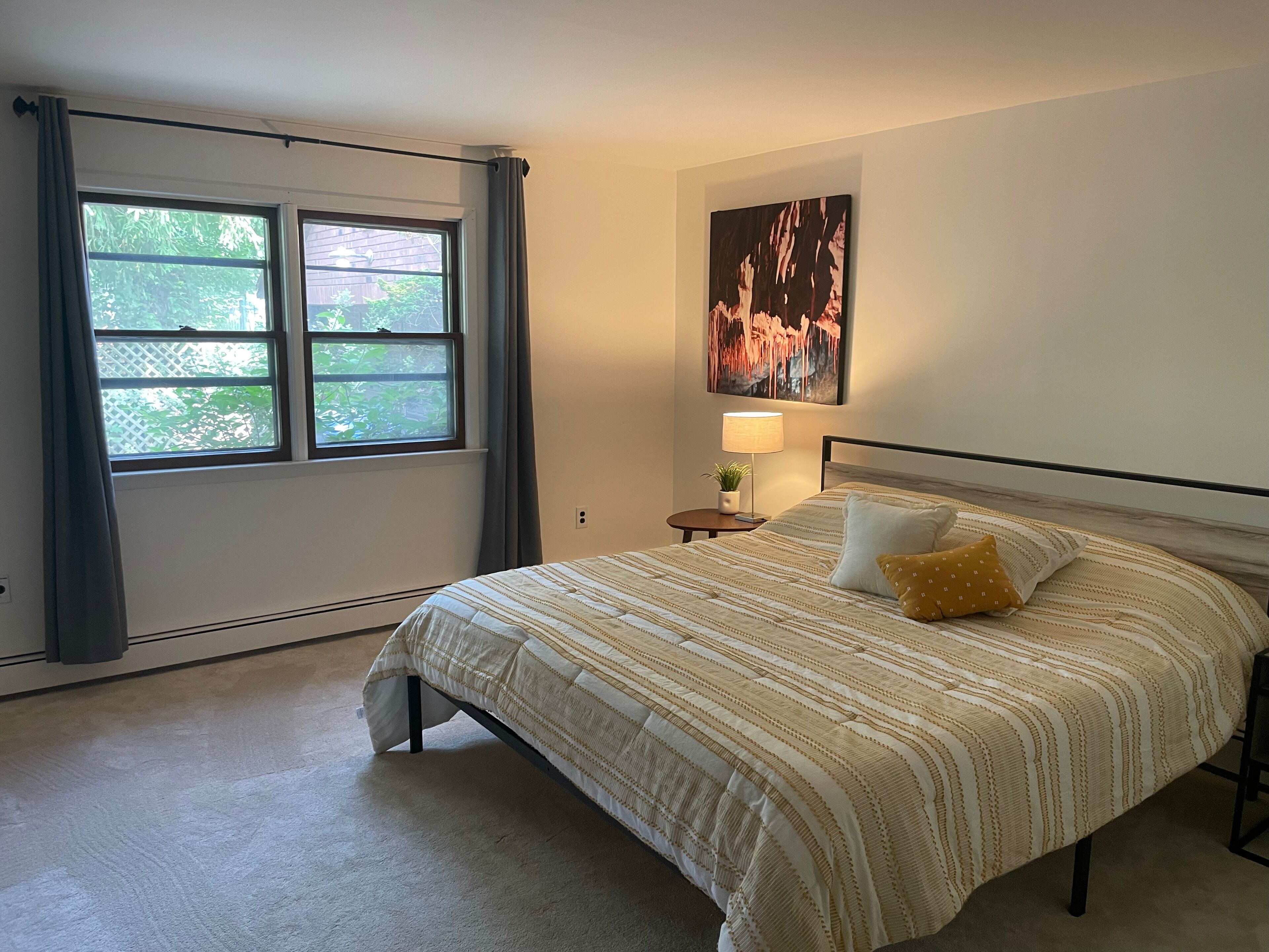 4 bedrooms, iron/ironing board, travel crib, free WiFi