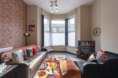 🎉Striking🎉1 Bed Apt🎉3 beds🎉Hull🎉 Newly Refurb