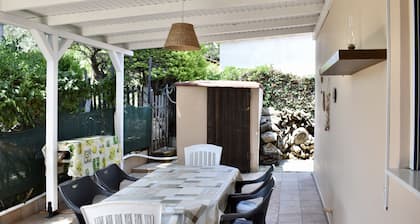 Private house and garden, spacious with sea view