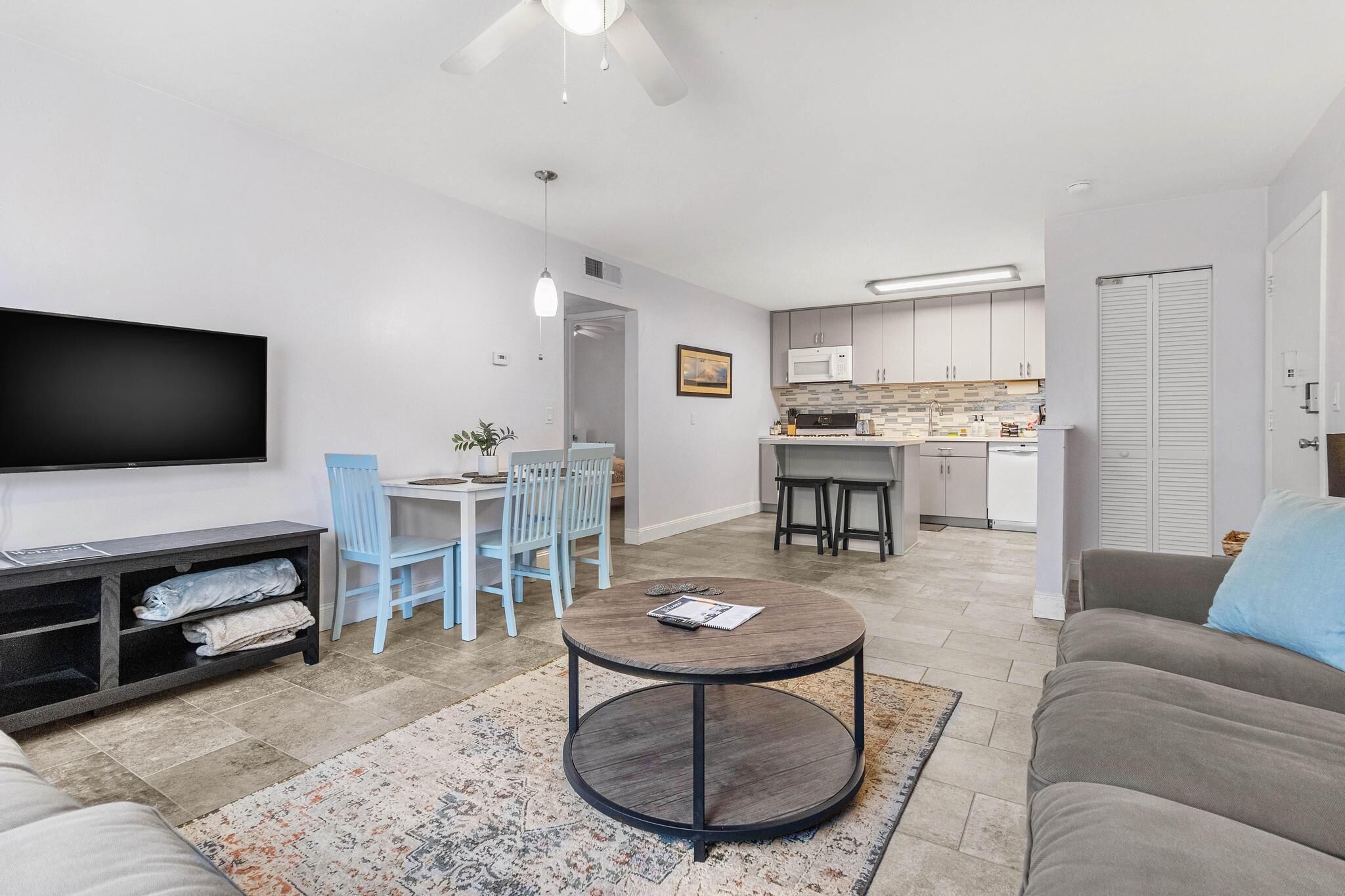 Cute Condo near UF, Shands Hospital and Downtown!