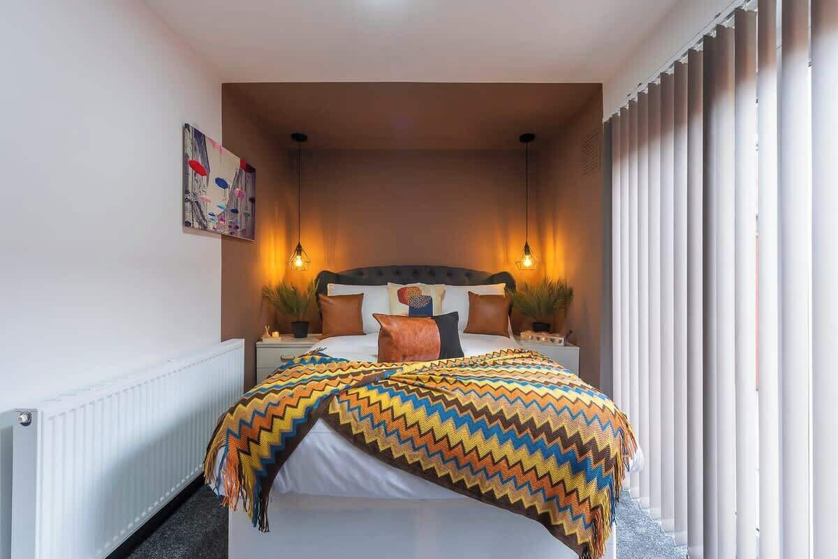 2 slaapkamers, een strijkplank/strijkijzer, wifi, beddengoed