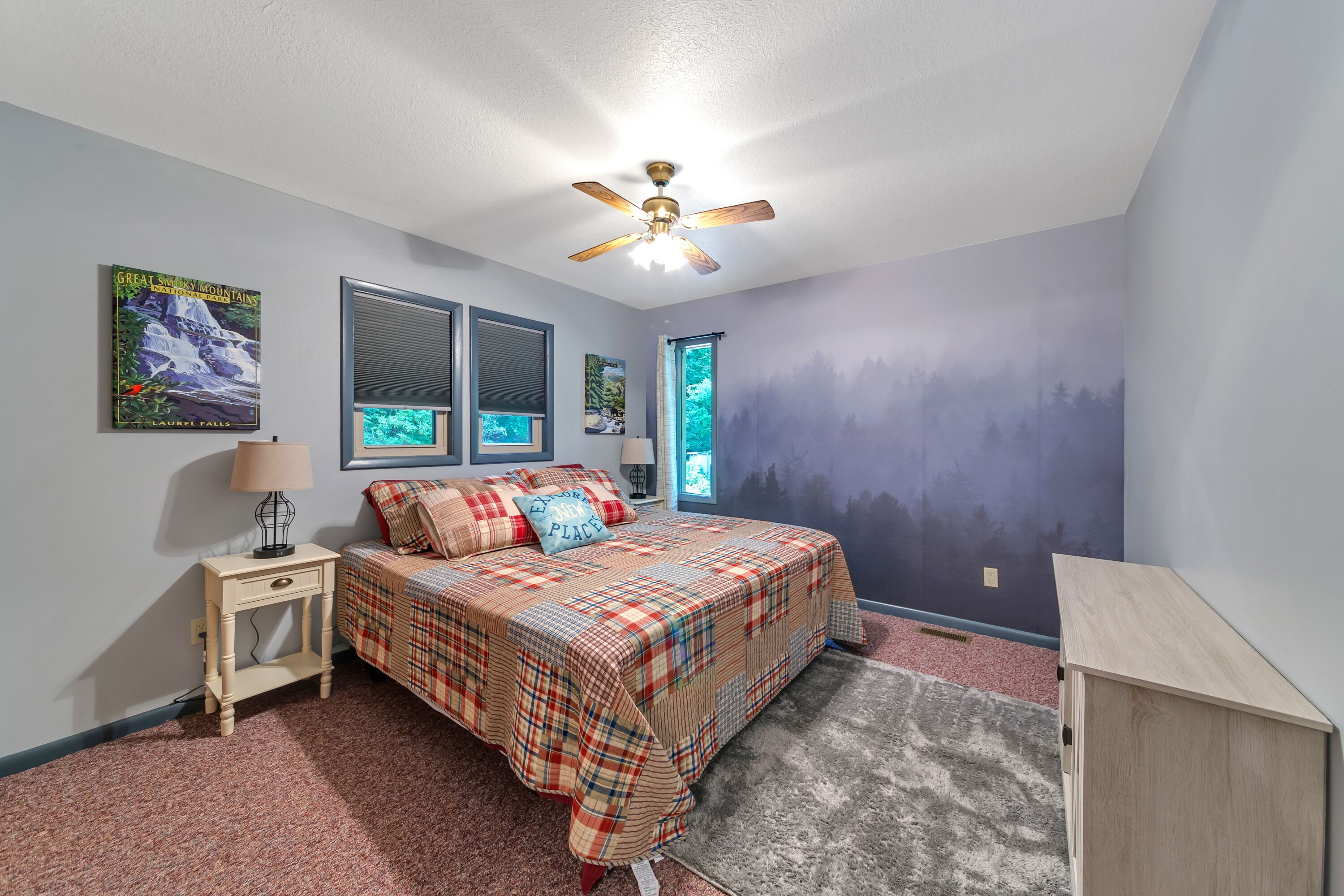 Lake View of Fontana Lake close to Great Smoky Mountains and Tail of the Dragon