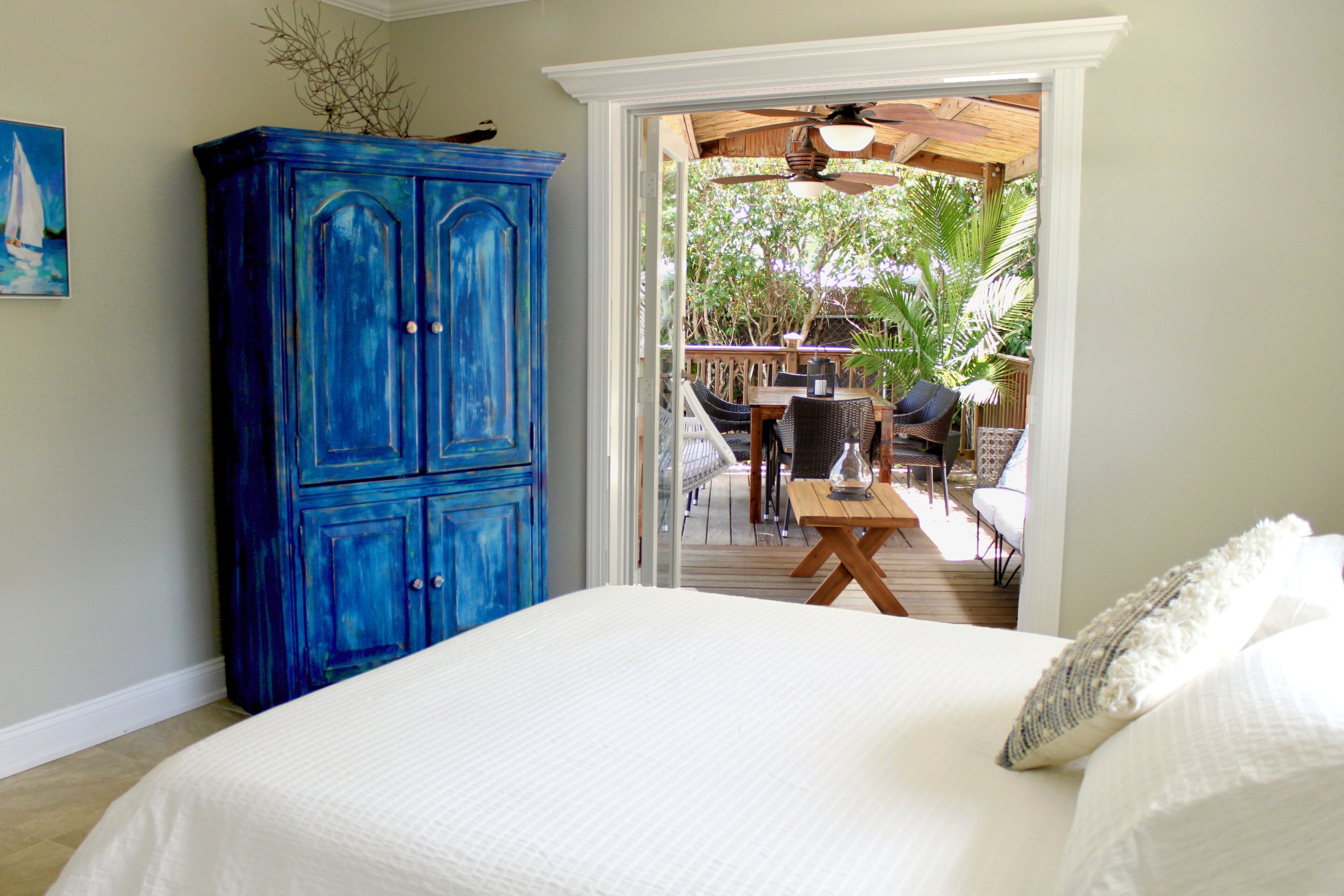 Bluescape: Relaxing getaway home 3 min from beach!