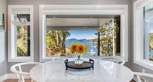 Seas the Bay Oceanview Suite