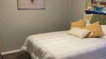 2 Schlafzimmer, Zimmersafe, Bügeleisen/Bügelbrett, Reisekinderbett