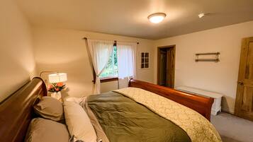 2 عدّة غرف نوم ومكواة/لوح كي وسرير سفر وواي فاي مجانًا