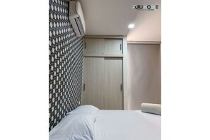 1 bedroom, desk, iron/ironing board, free WiFi