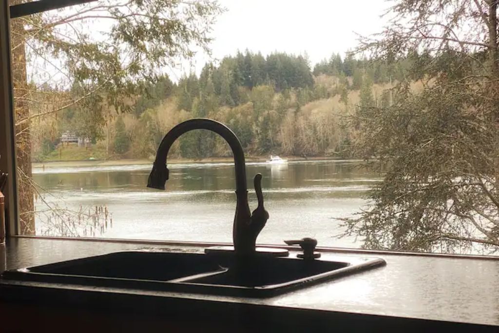 Oyster beach apartment+Relaxing views in Hamersley inlet