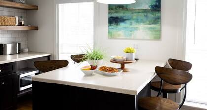 Parsonage and Main Street Suite - Millpond Inn