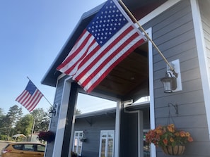 Front of property - The Fireside Inn (Long Beach)