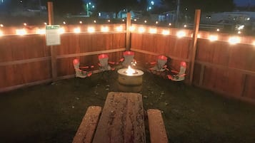 BBQ/ํผํฌ๋ ๊ณต๊ฐ