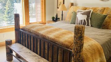 2 habitaciones, escritorio, tabla de planchar con plancha y wifi gratis