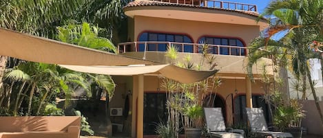 屋外プール、温水プール