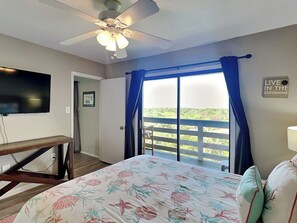 2 bedrooms, iron/ironing board, Internet, bed sheets