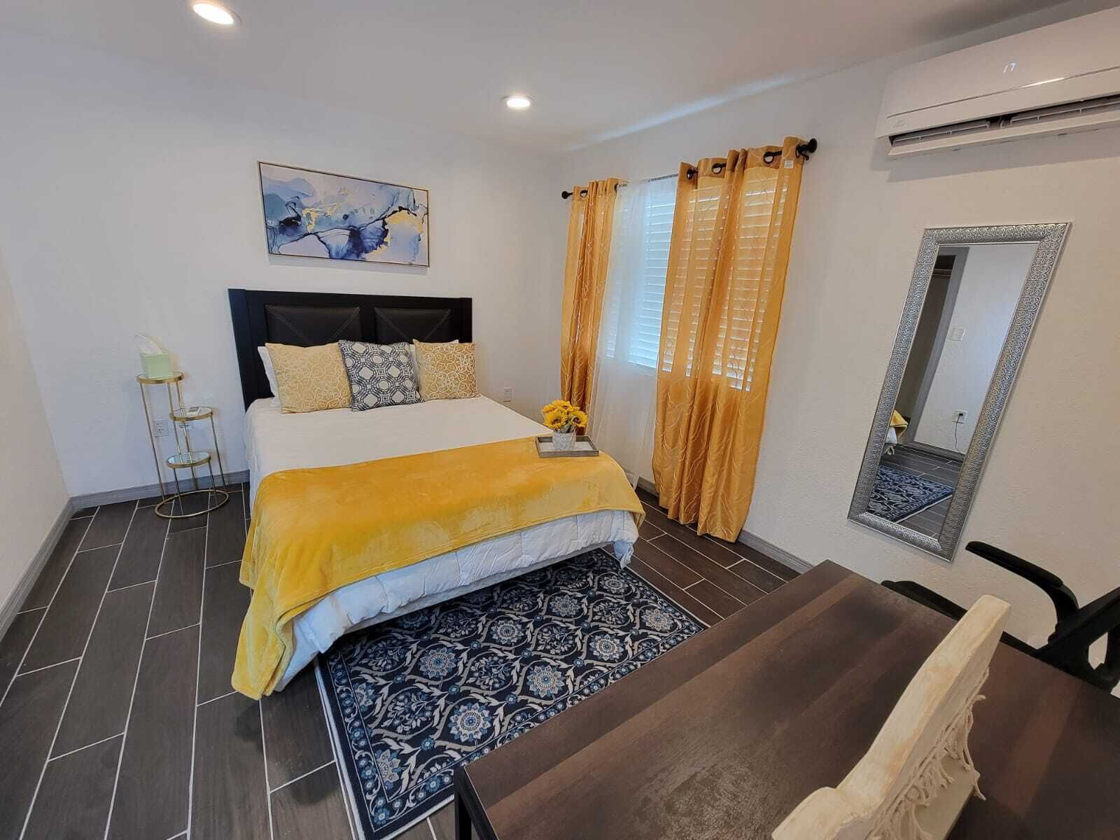 2 chambres, fer et planche à repasser, Wi-Fi, draps fournis