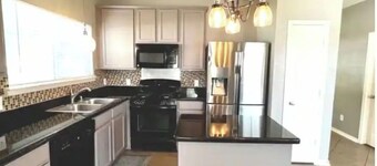 *Beautiful 3-bedroom 2 story home great location.