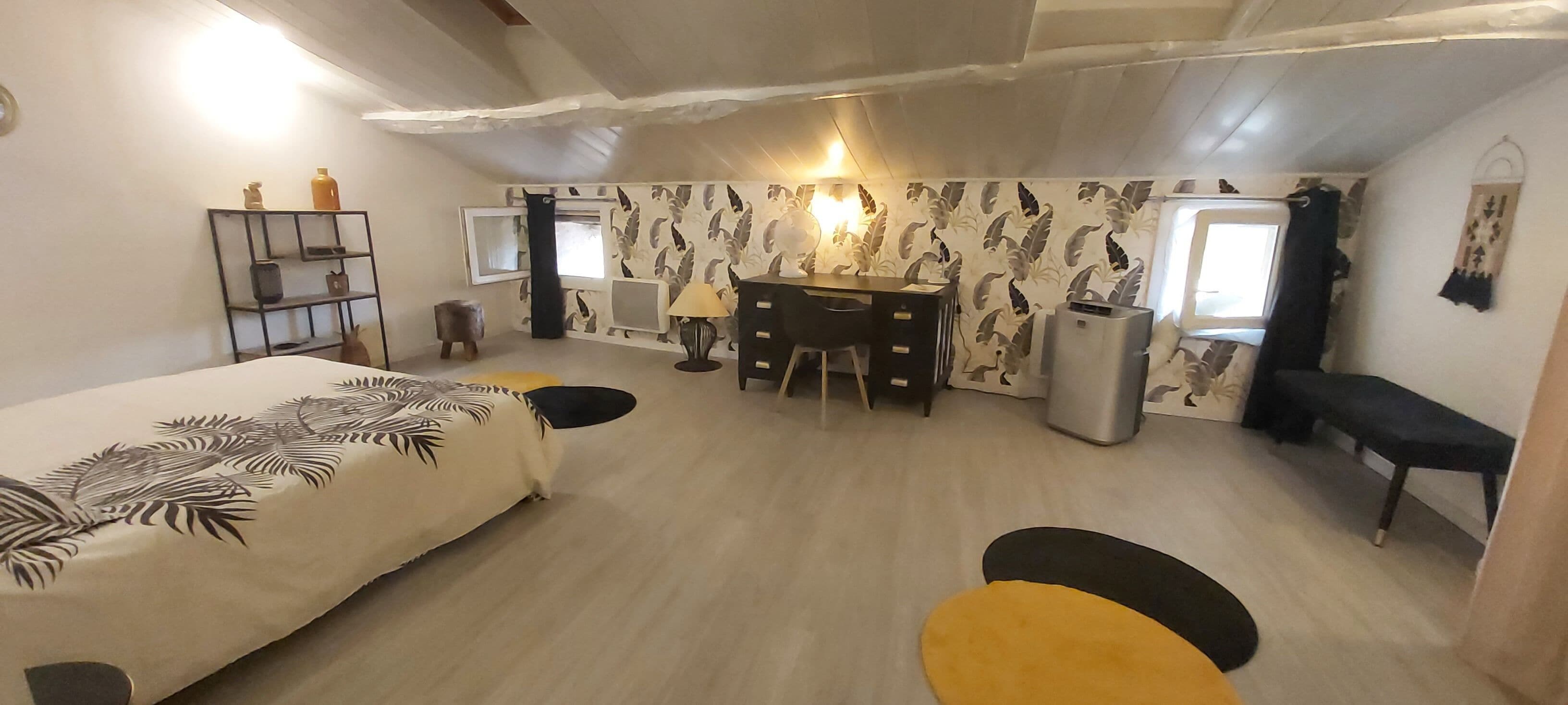 Loft Refait à Neuf Dans une Ancienne Maison de Village