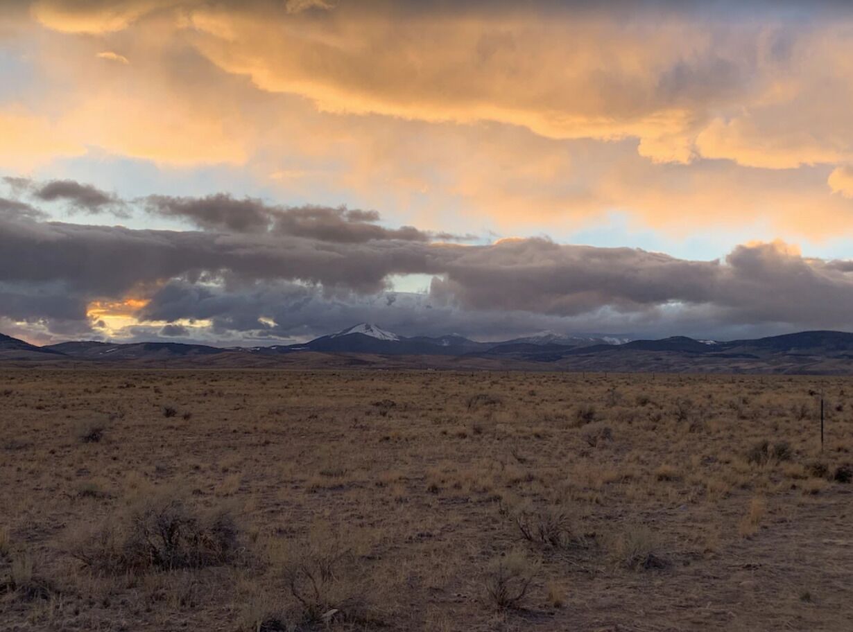 lturas 2: New Modern 2BR Cabin, Big Windows for Big Mountain Views