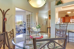 Dining - Work or Play! Resort-Style Scottsdale Retreat (Scottsdale)