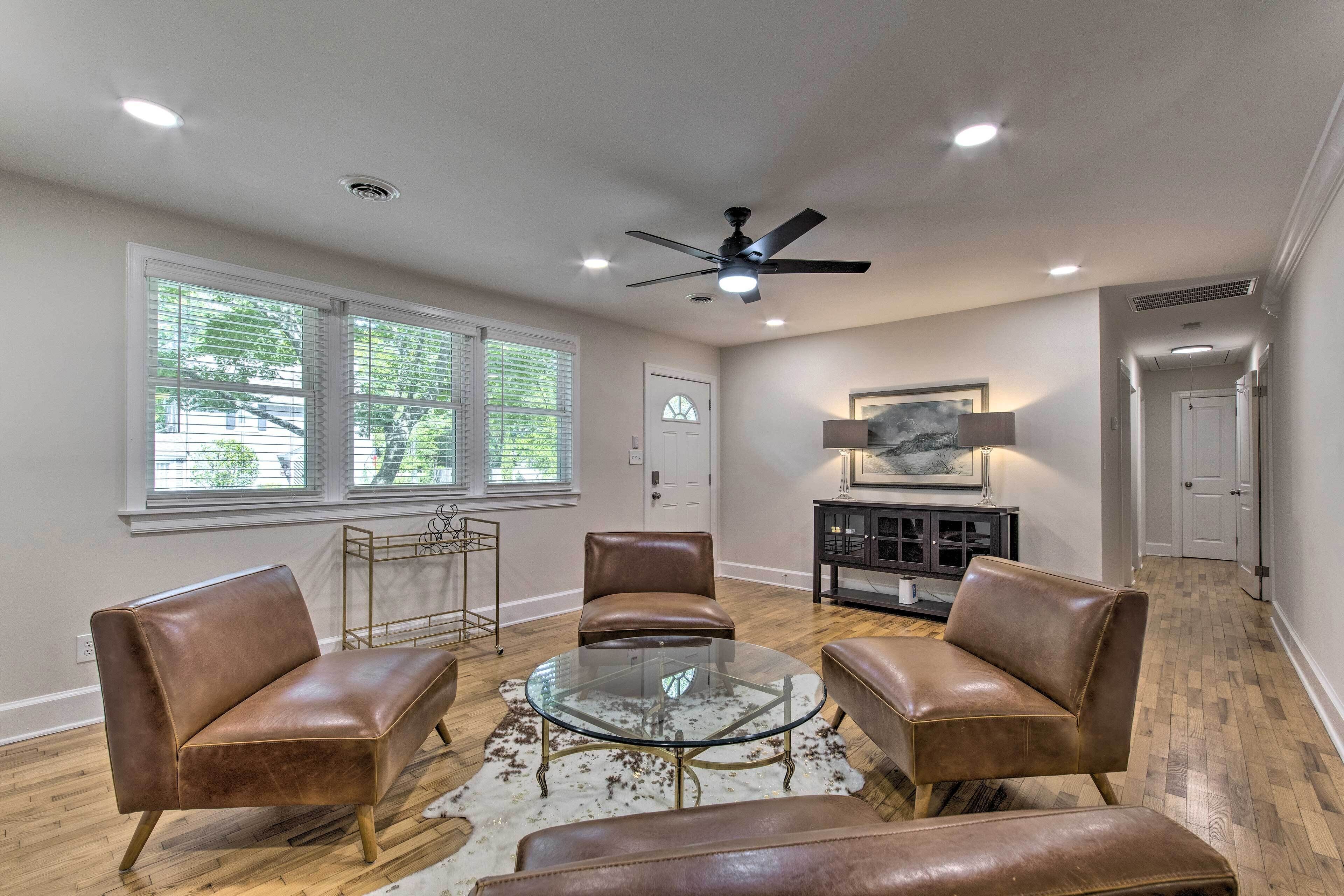 Stylish Wilmington Home, 2 Mi to Riverwalk!