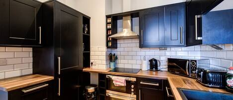 Fridge, microwave, oven, dishwasher