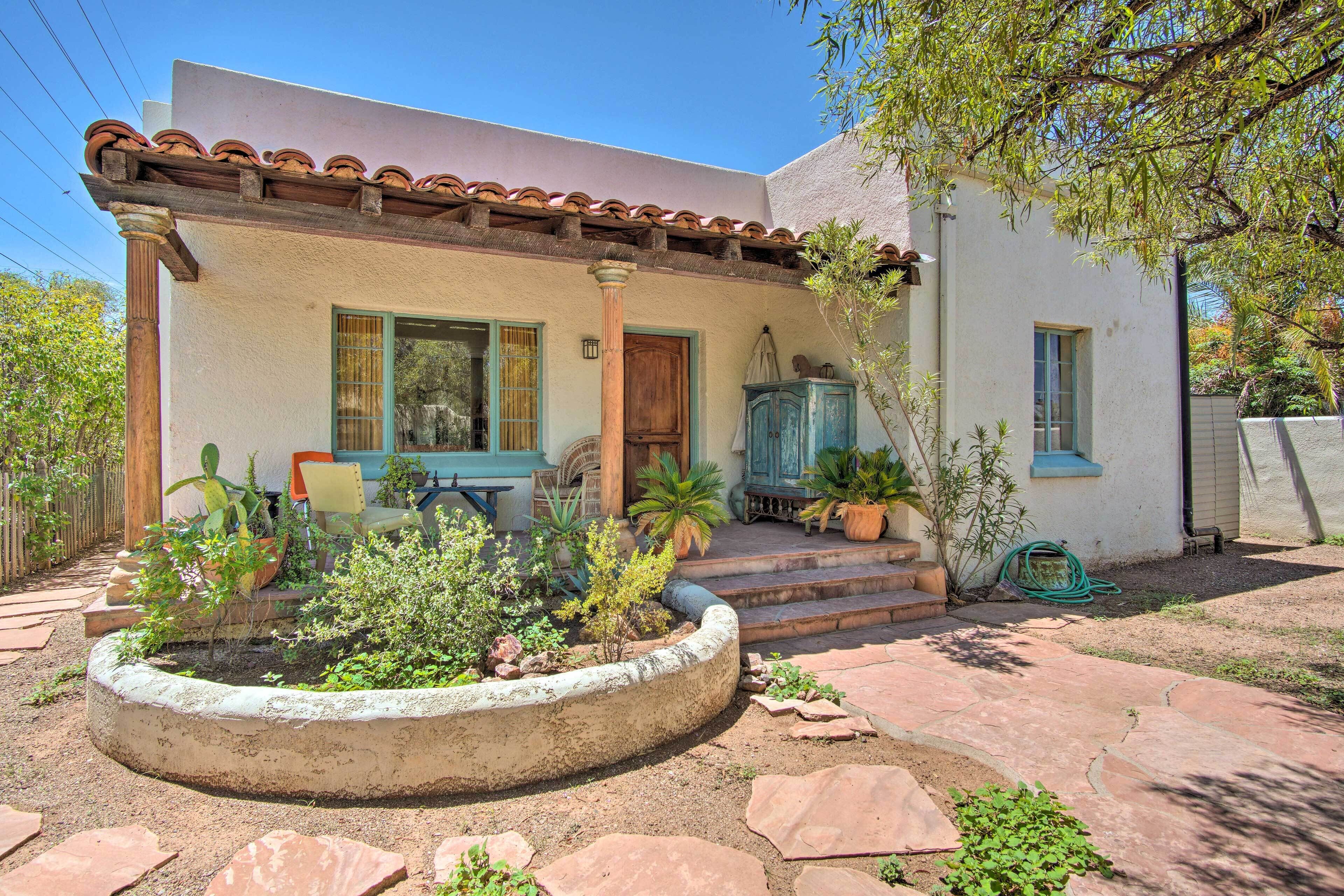 Tucson Casita w/ Fenced Yard + Desert Views!