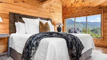 5 bedrooms, iron/ironing board, free WiFi, bed sheets