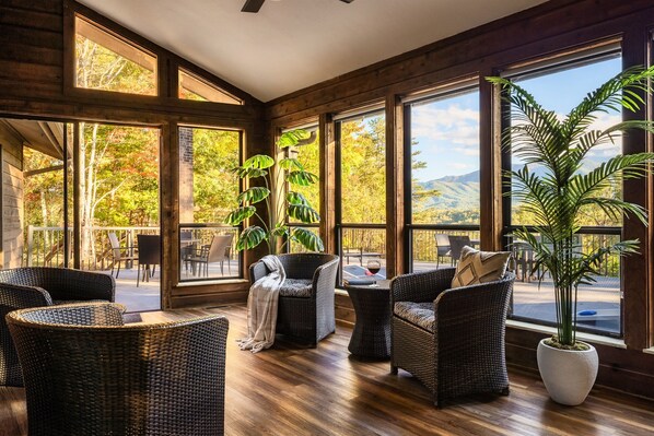 Smart TV, videojuegos y estéreo