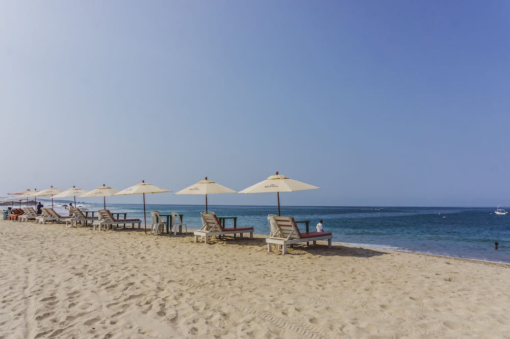 Nomad Beach House - Hostel