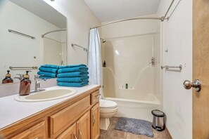 Hair dryer, towels