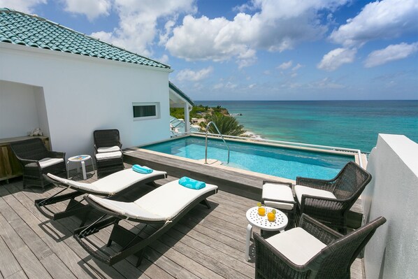 Piscine sur le toit