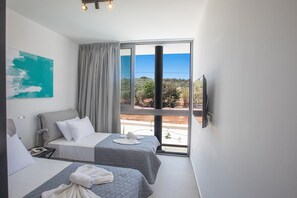 5 habitaciones, tabla de planchar con plancha, internet y ropa de cama