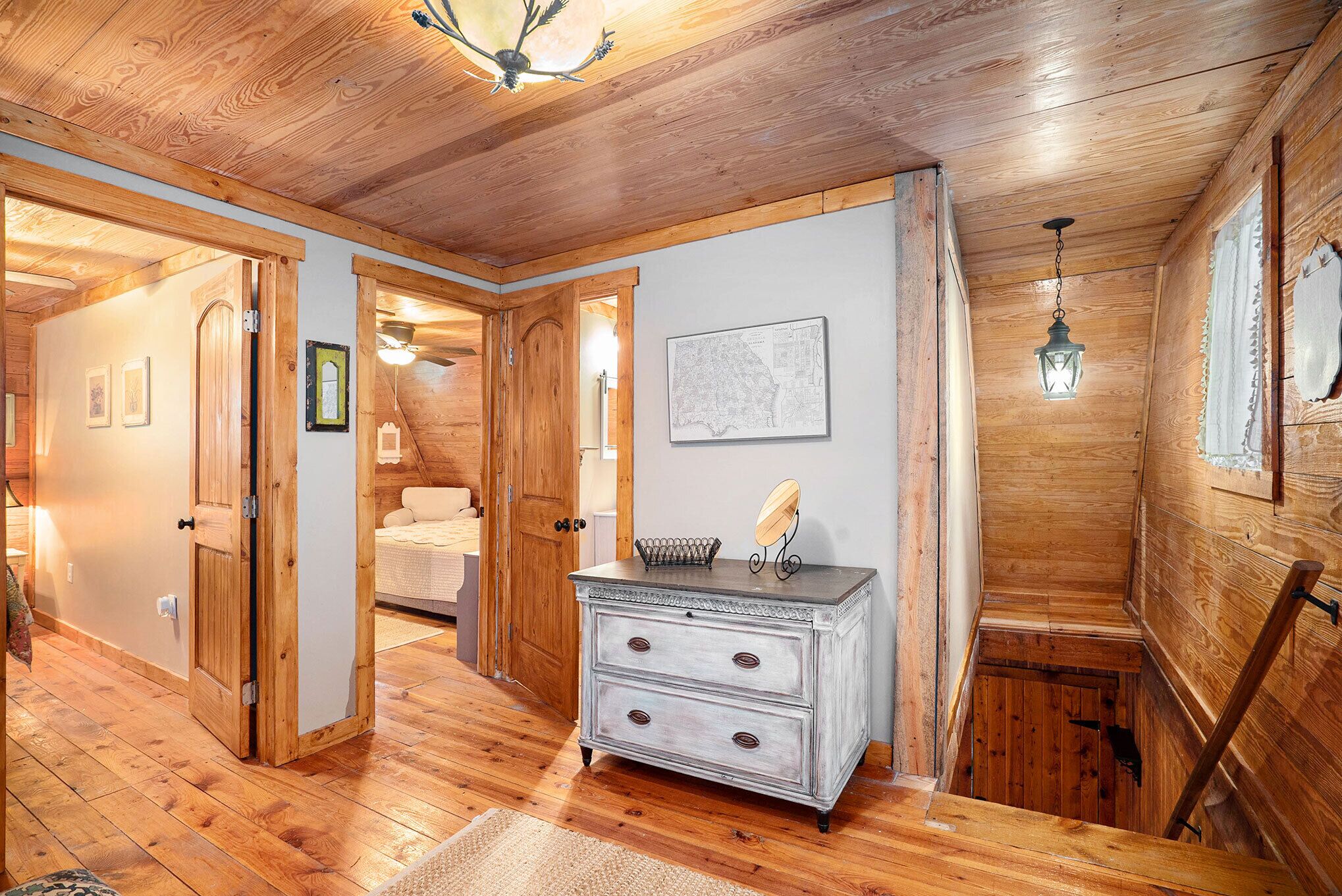 Brand New!!! Storybook 2 Bdrm/2 Bath Mtn Cottage