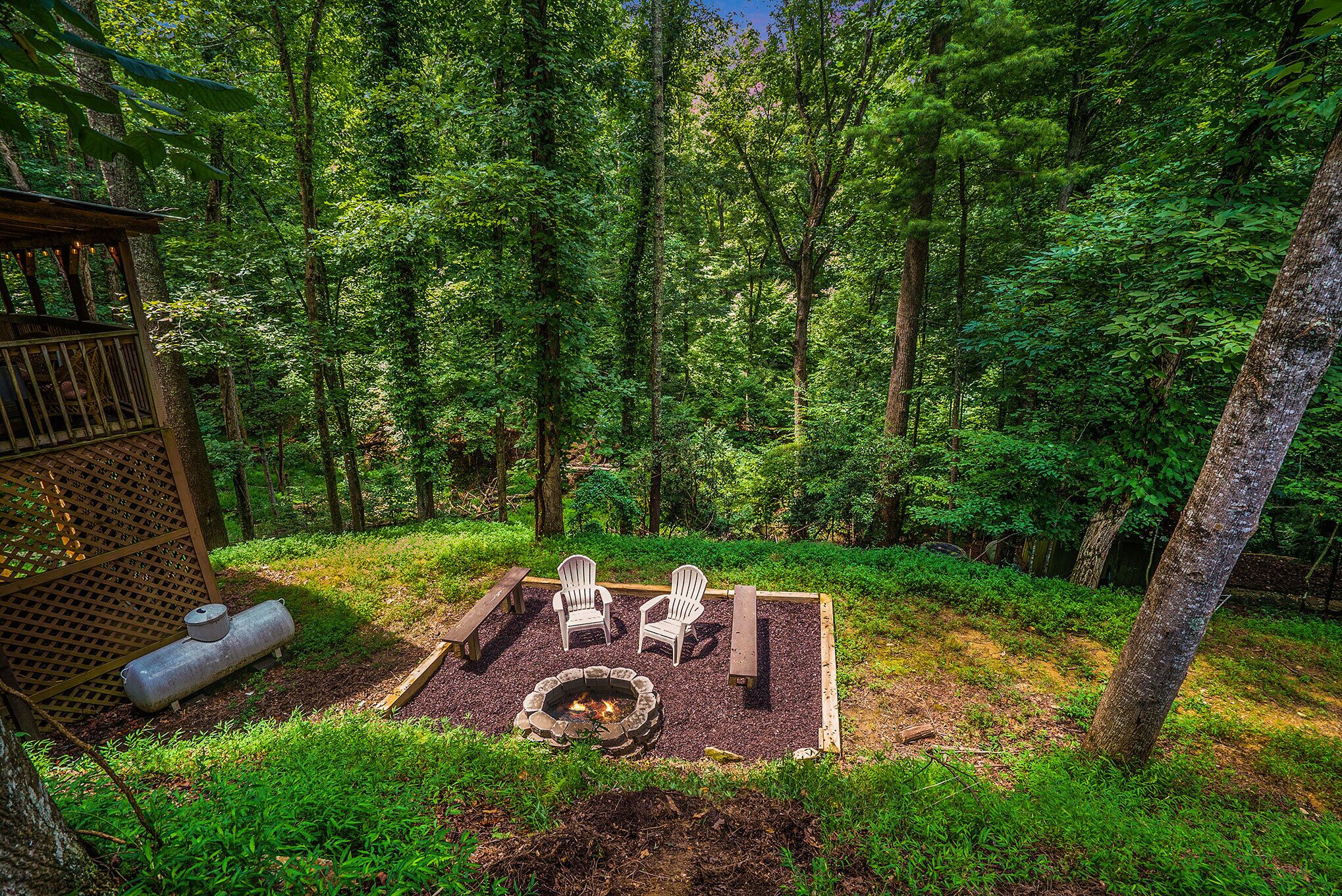 Brand New!!! Storybook 2 Bdrm/2 Bath Mtn Cottage