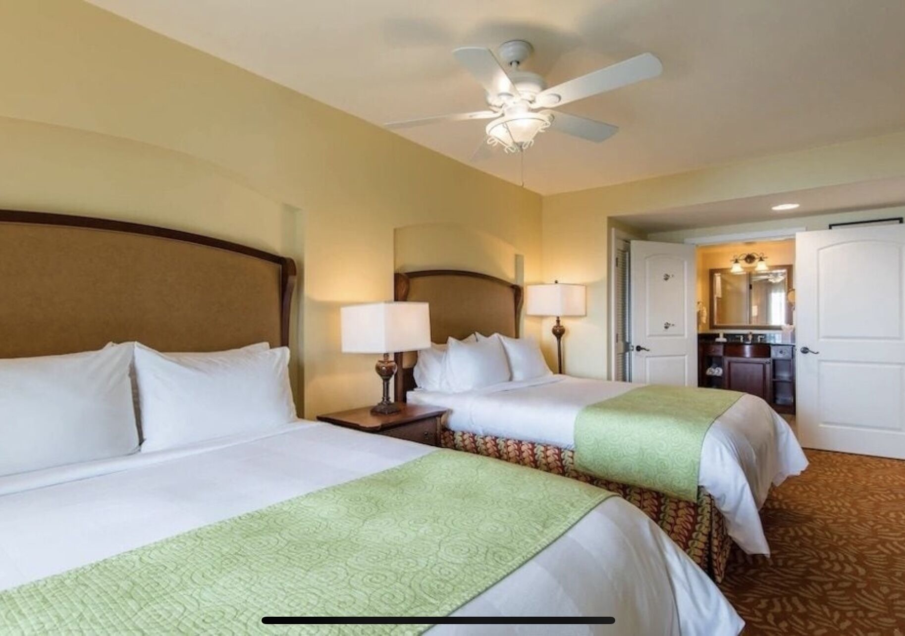 3 chambres, bureau, draps fournis