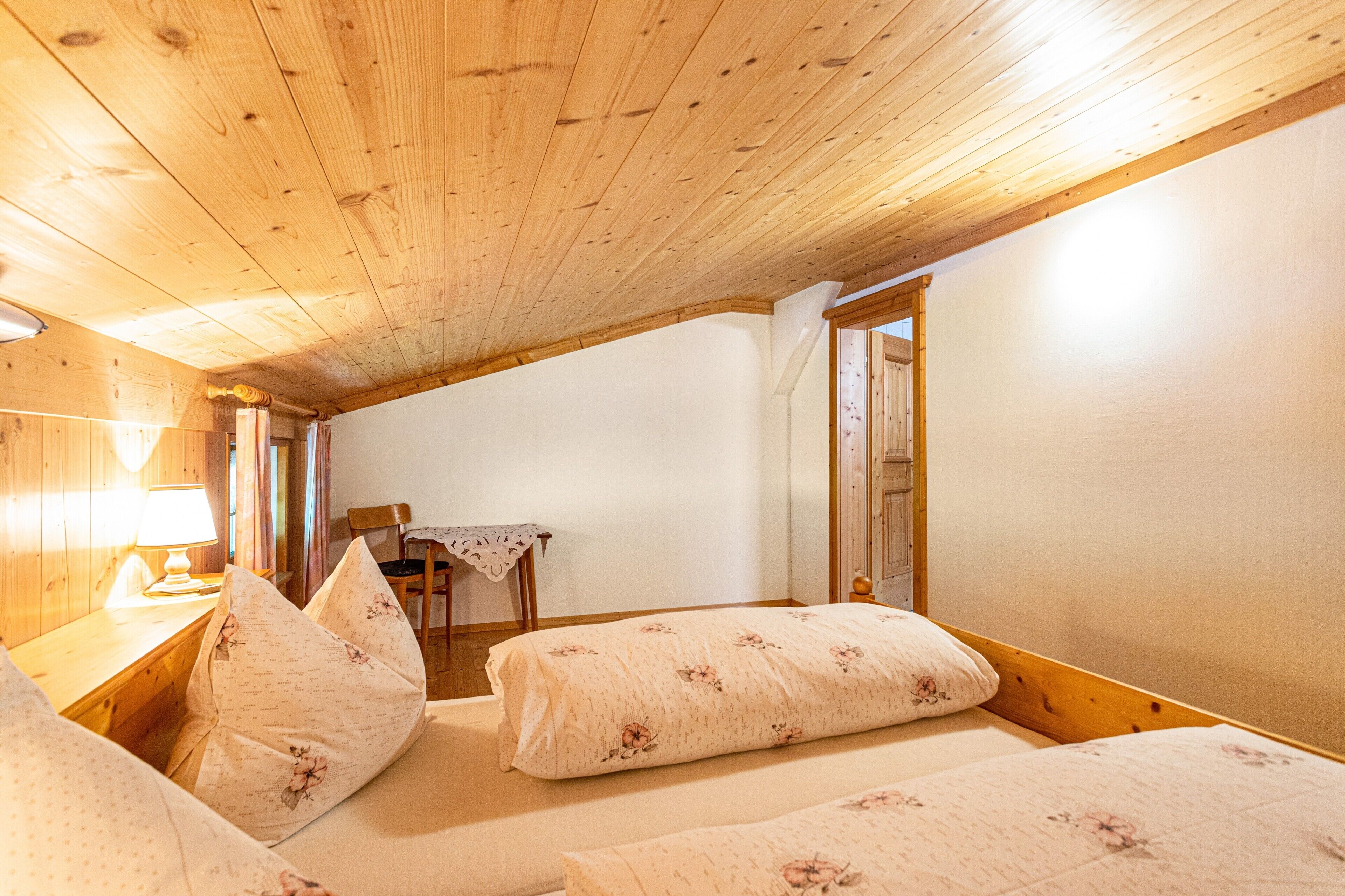 1 camera, Wi-Fi gratuito, lenzuola