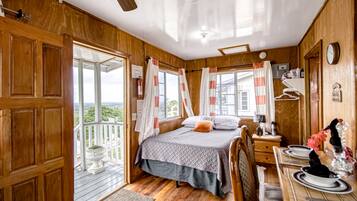 1 Schlafzimmer, kostenloses Internet, Bettwäsche