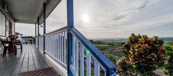 Breezy hilltop estate with plunge pool, picnic areas, private deck, AC, & WiFi