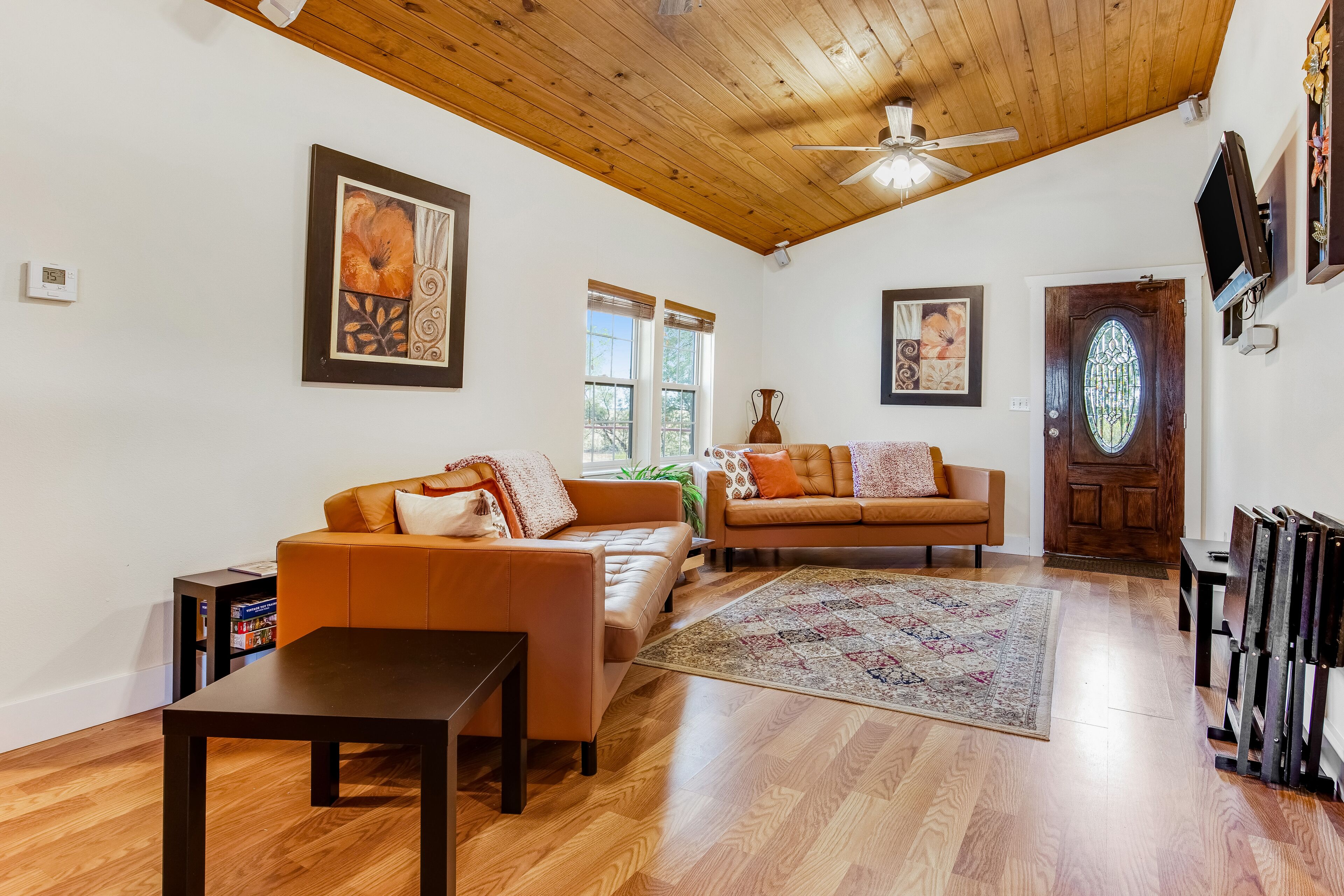 Remodeled home with large fenced yard & central AC - drive minutes to wineries